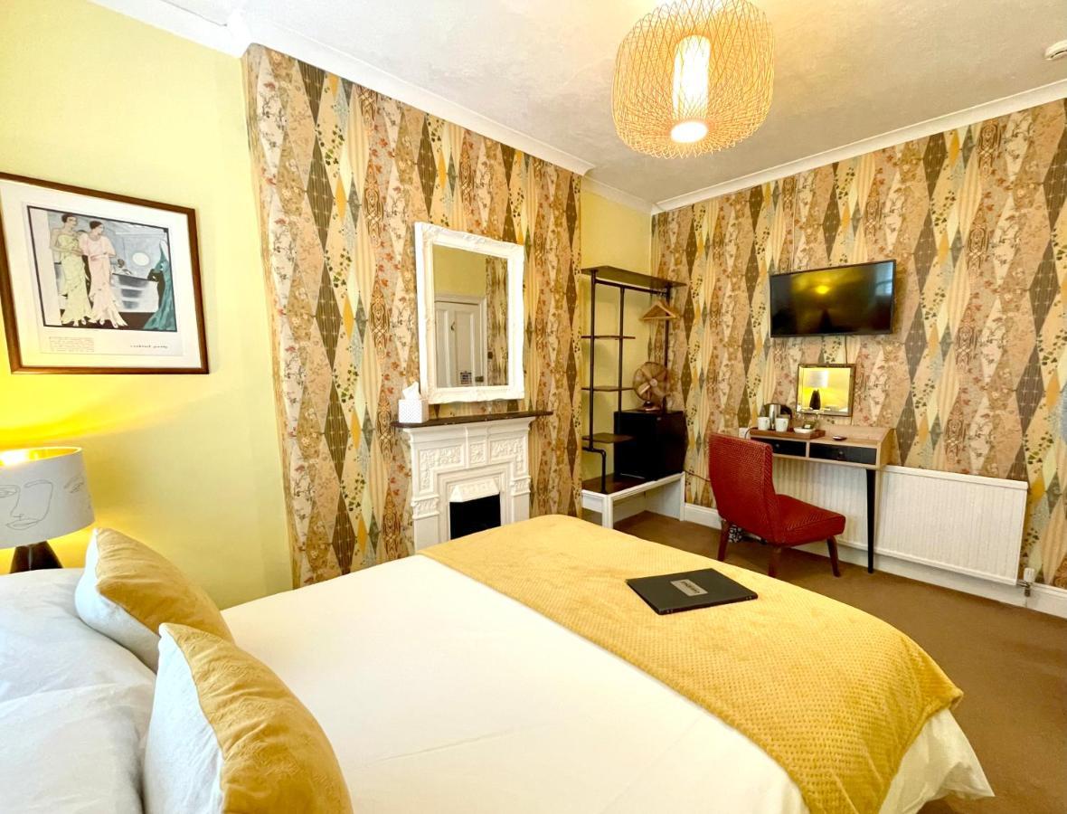 The Earlsdale 3* Ilfracombe