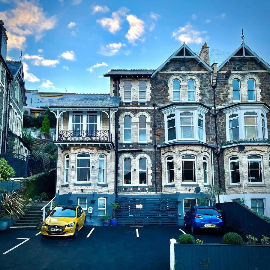 The Earlsdale 3* Ilfracombe